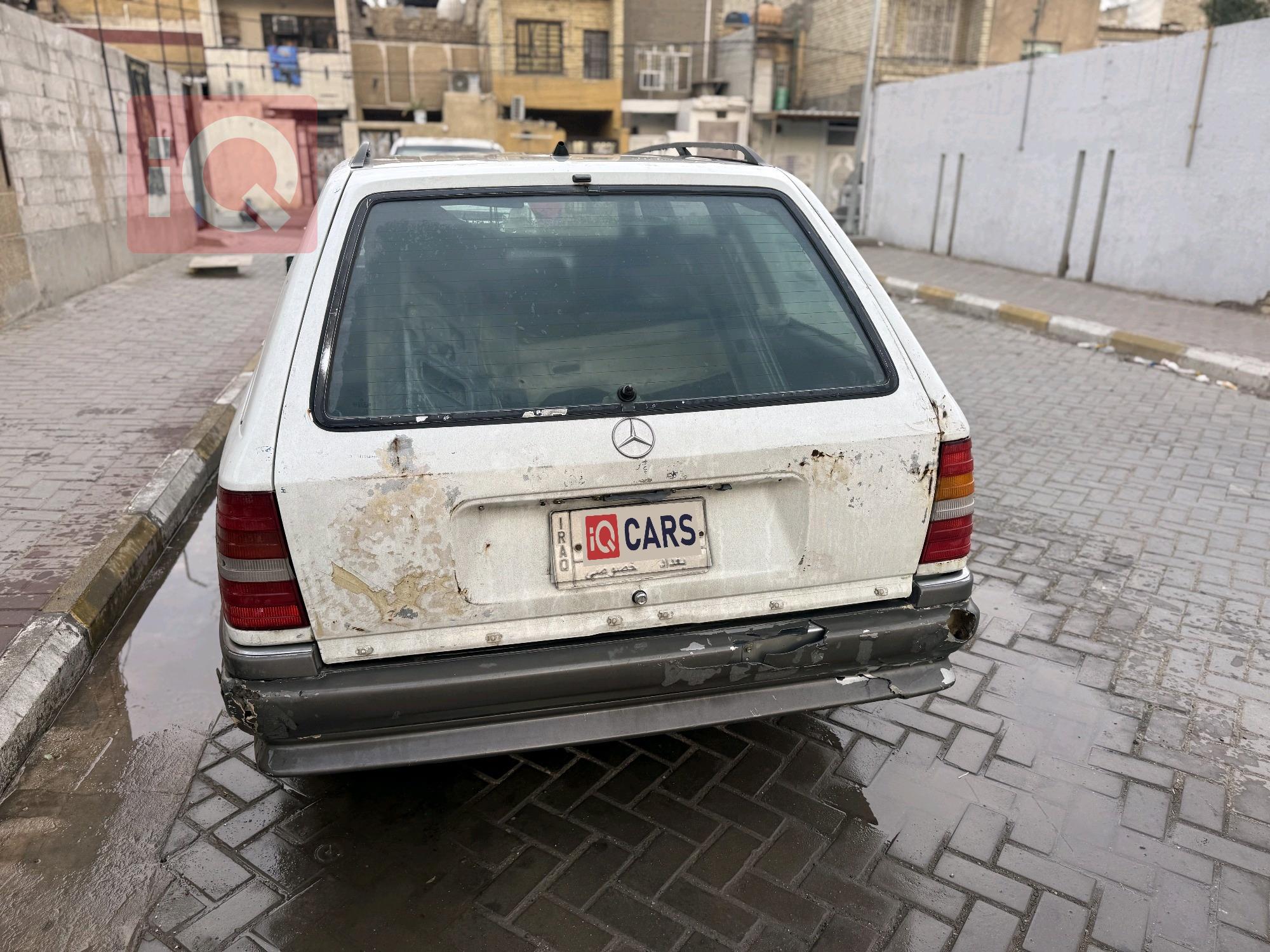 مرسيدس بنز E-Class